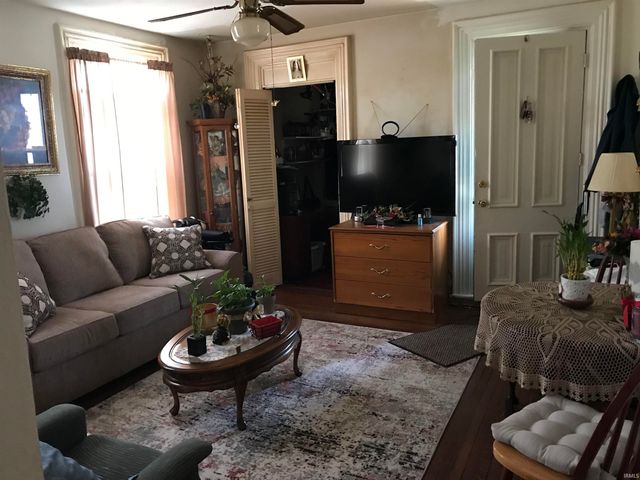 517 519 521 523 525 Lww Street, Mishawaka, IN 46544
