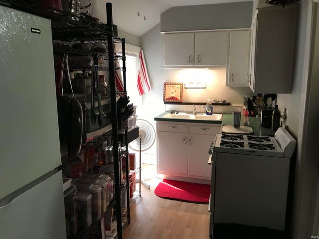 517 519 521 523 525 Lww Street, Mishawaka, IN 46544