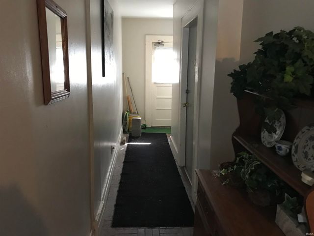517 519 521 523 525 Lww Street, Mishawaka, IN 46544
