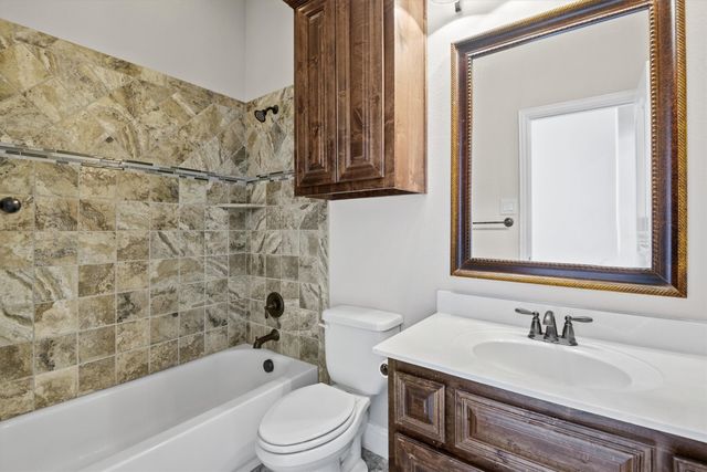 114 Thoroughbred Street, Waxahachie, TX 75165