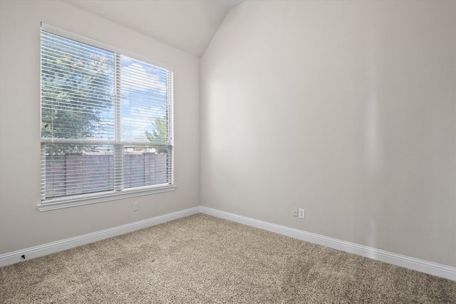 114 Thoroughbred Street, Waxahachie, TX 75165