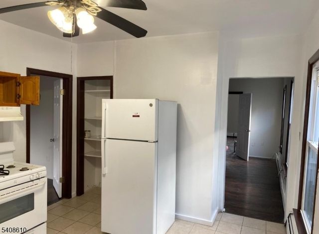 148 Garside St, Newark City, NJ 07104