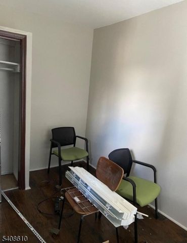 148 Garside St, Newark City, NJ 07104