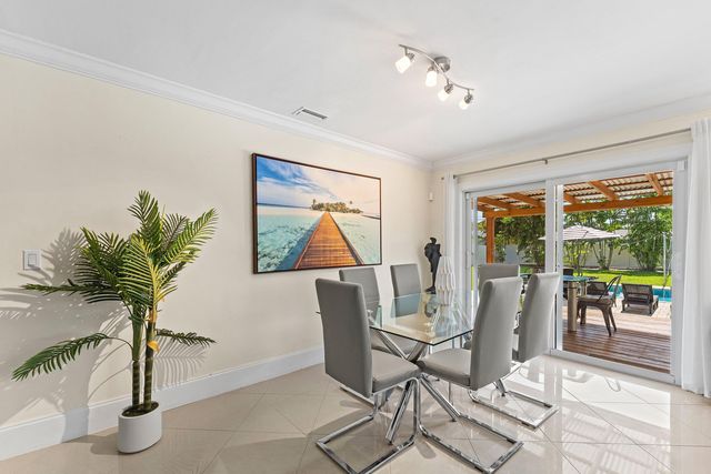 1638 NE 3rd Avenue, Delray Beach, FL 33444