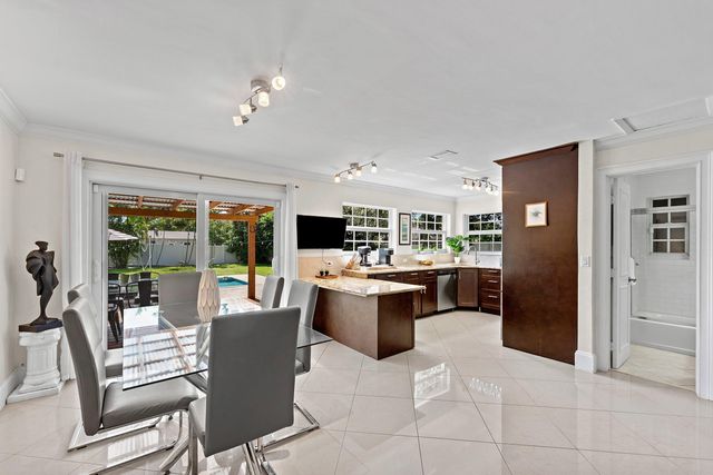 1638 NE 3rd Avenue, Delray Beach, FL 33444