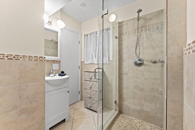 1638 NE 3rd Avenue, Delray Beach, FL 33444