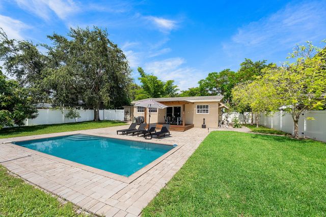 1638 NE 3rd Avenue, Delray Beach, FL 33444