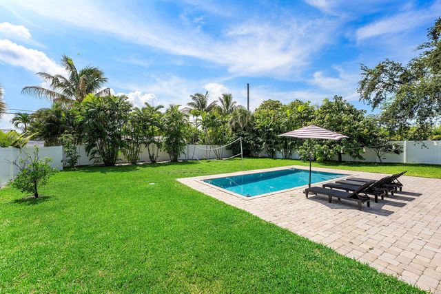 1638 NE 3rd Avenue, Delray Beach, FL 33444