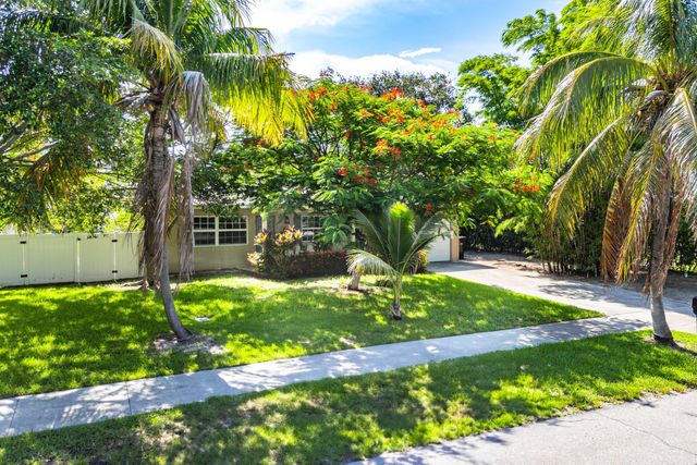 1638 NE 3rd Avenue, Delray Beach, FL 33444