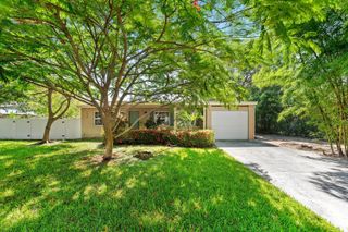 1638 NE 3rd Avenue, Delray Beach, FL 33444