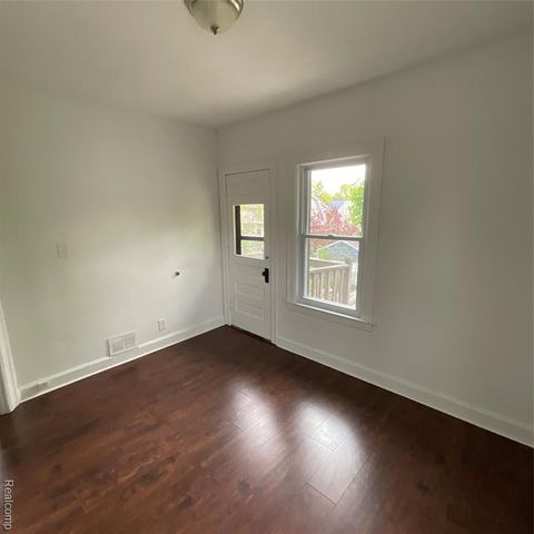 15464 Gilchrist St Street, Detroit, MI 48227