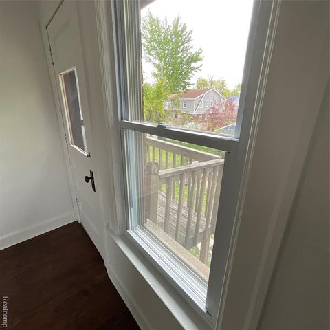 15464 Gilchrist St Street, Detroit, MI 48227