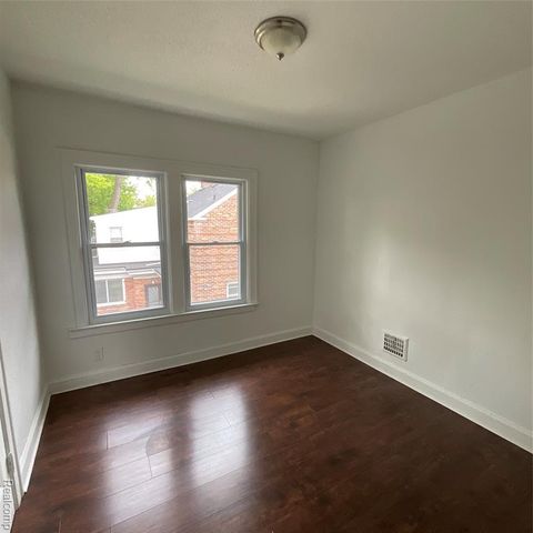 15464 Gilchrist St Street, Detroit, MI 48227