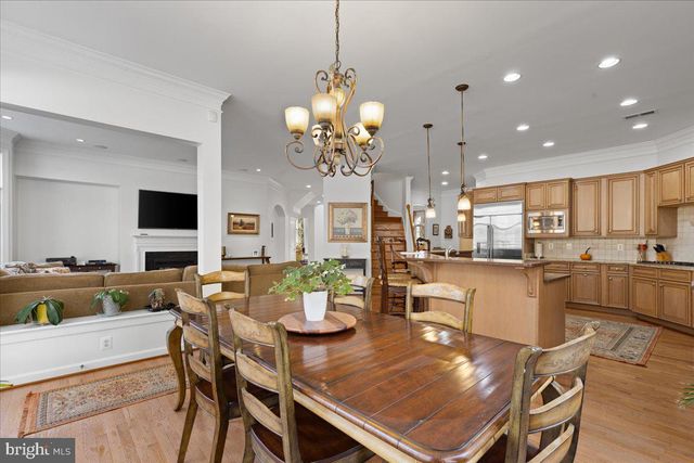 6424 RECREATION LN, Falls Church, VA 22041