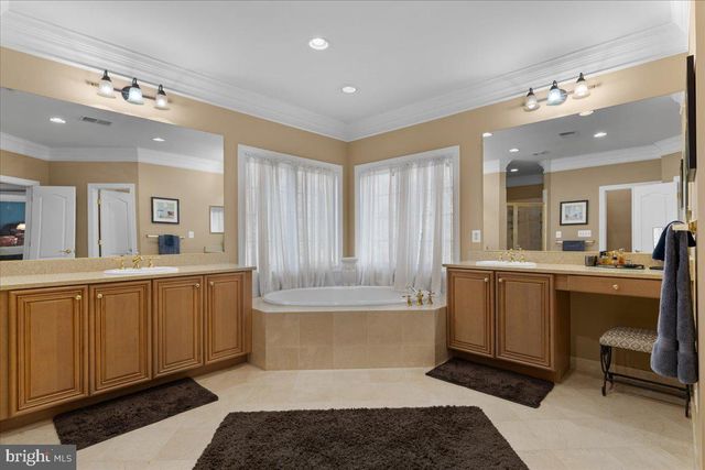 6424 RECREATION LN, Falls Church, VA 22041