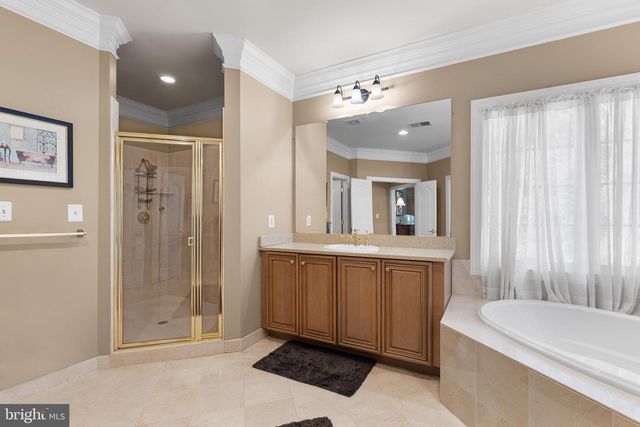 6424 RECREATION LN, Falls Church, VA 22041