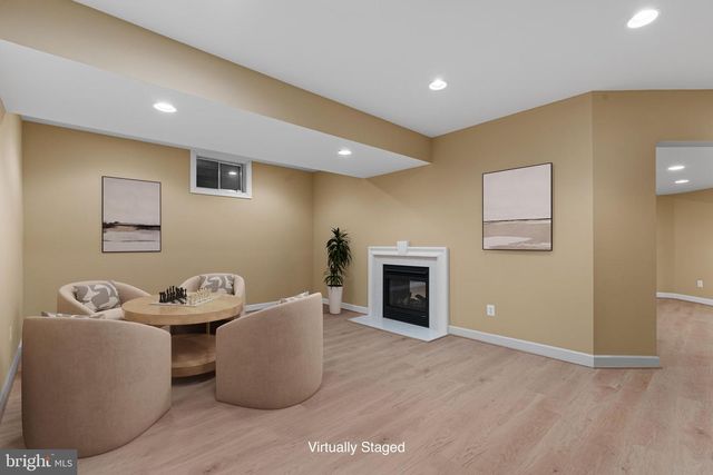 6424 RECREATION LN, Falls Church, VA 22041