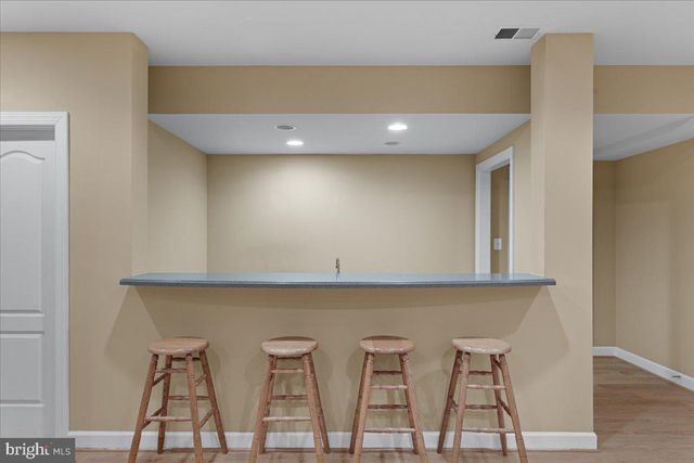 6424 RECREATION LN, Falls Church, VA 22041