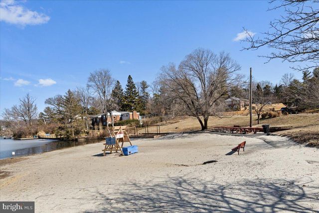 6424 RECREATION LN, Falls Church, VA 22041