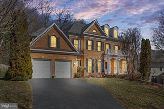6424 RECREATION LN, Falls Church, VA 22041