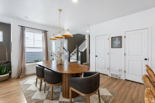 6782 W LEANDER DR, South Jordan, UT 84009
