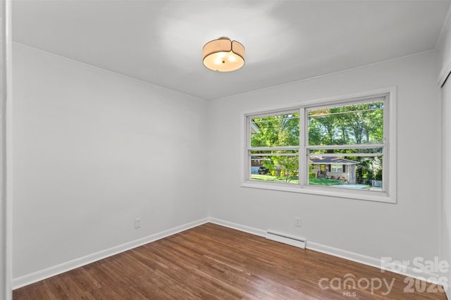 3840 Colebrook Road, Charlotte, NC 28215