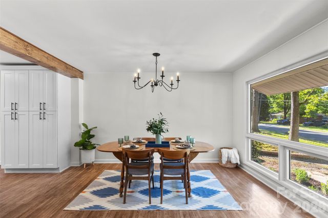 3840 Colebrook Road, Charlotte, NC 28215