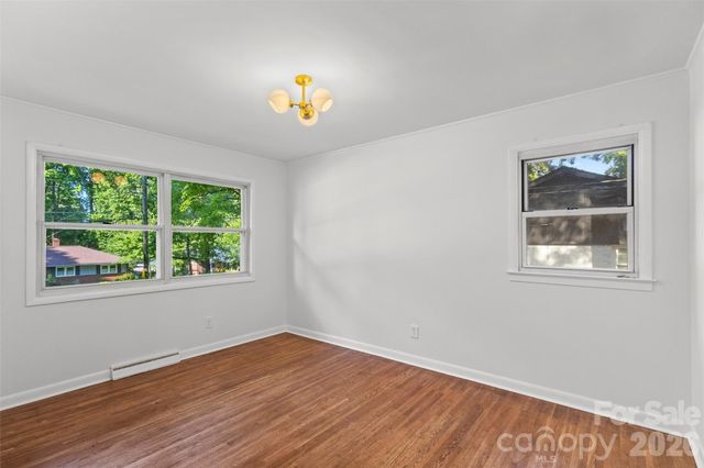 3840 Colebrook Road, Charlotte, NC 28215