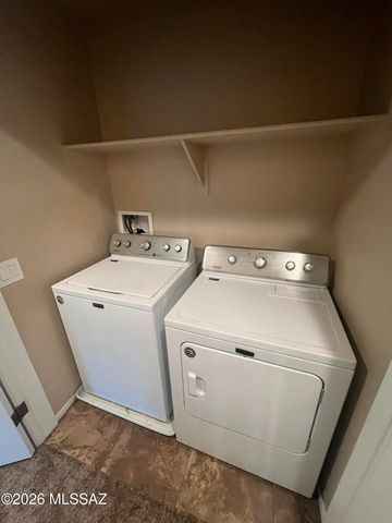 241 E Imperial Court, Vail, AZ 85641