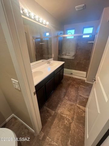 241 E Imperial Court, Vail, AZ 85641