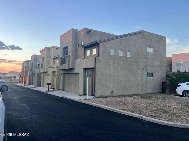 241 E Imperial Court, Vail, AZ 85641