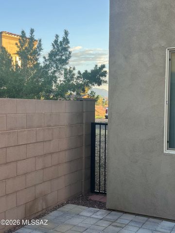 241 E Imperial Court, Vail, AZ 85641