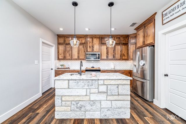 17643 McCrary, Water Valley, TX 76958