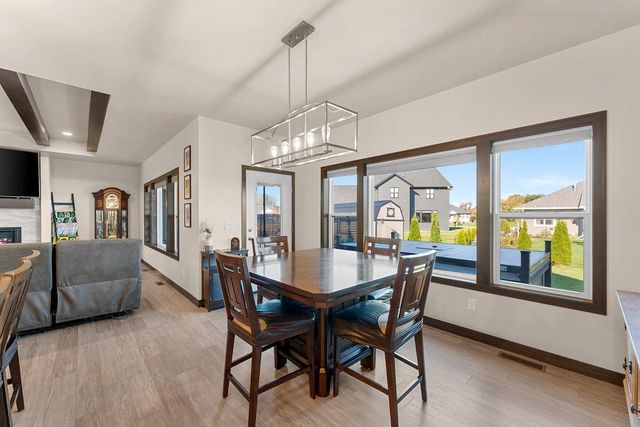 4209 DOWNTON CIRCLE, Green Bay, WI 54313