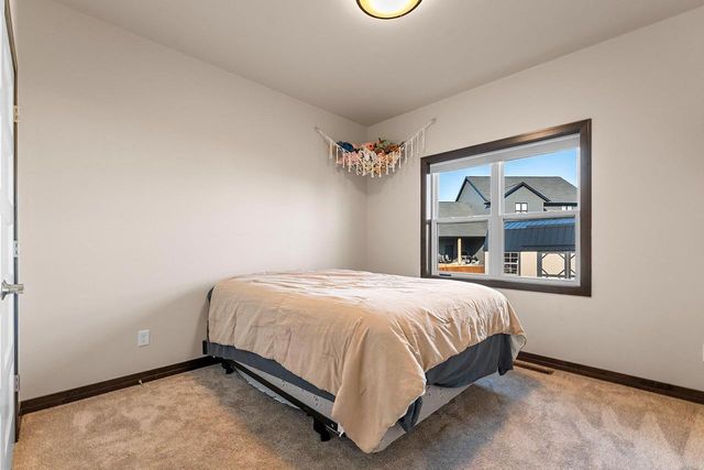 4209 DOWNTON CIRCLE, Green Bay, WI 54313