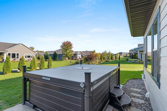 4209 DOWNTON CIRCLE, Green Bay, WI 54313