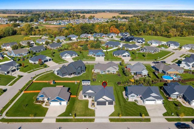 4209 DOWNTON CIRCLE, Green Bay, WI 54313
