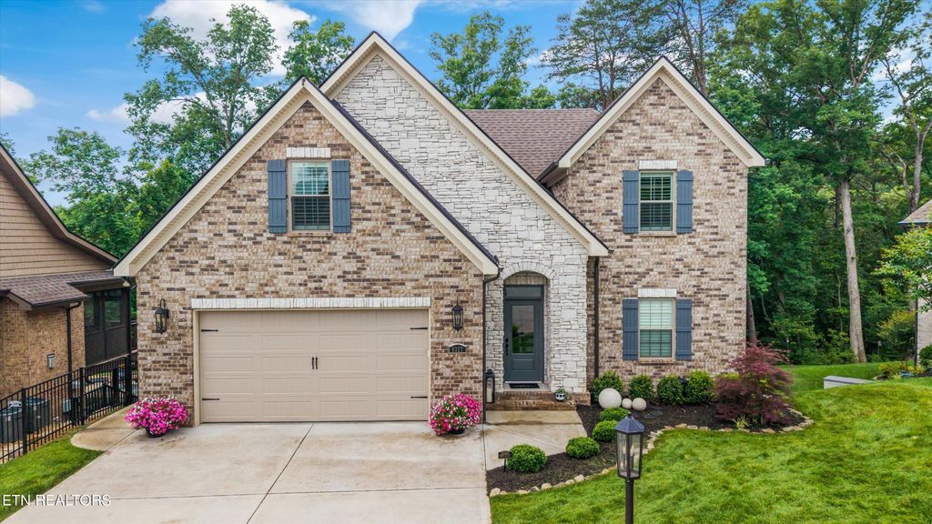 9327 Paradise Valley Lane, Knoxville, TN 37922