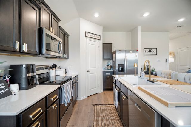 6505 Shoreline Lane, Princeton, TX 75407