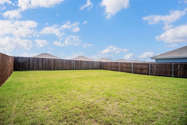 6505 Shoreline Lane, Princeton, TX 75407