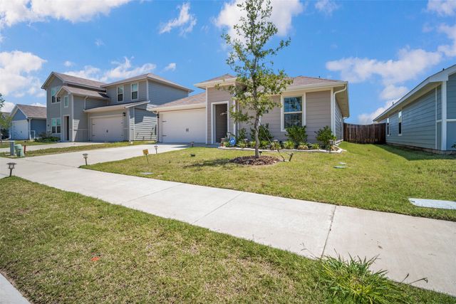 6505 Shoreline Lane, Princeton, TX 75407