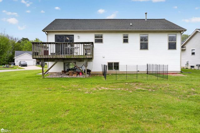 11276 Autumn Breeze Trail, Vienna Twp, MI 48420