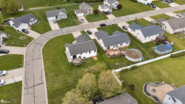 11276 Autumn Breeze Trail, Vienna Twp, MI 48420