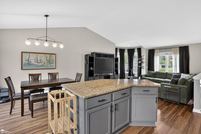 11276 Autumn Breeze Trail, Vienna Twp, MI 48420