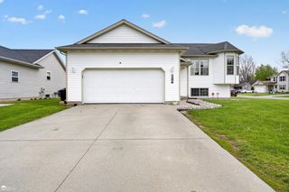11276 Autumn Breeze Trail, Vienna Twp, MI 48420