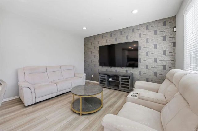 253 Paddock Lane, Fallbrook, CA 92028