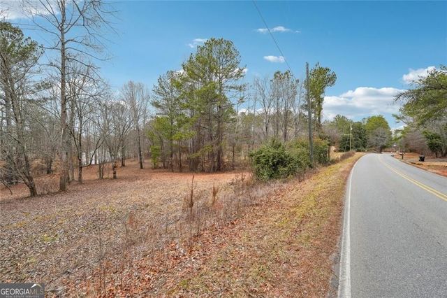 8265 Seabolt Drive, Cumming, GA 30028