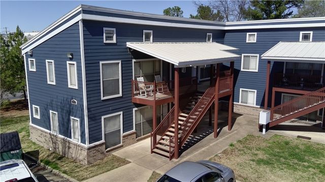 922 W 15th Street 7, Fayetteville, AR 72701