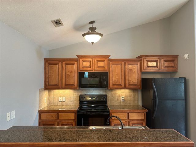 922 W 15th Street 7, Fayetteville, AR 72701