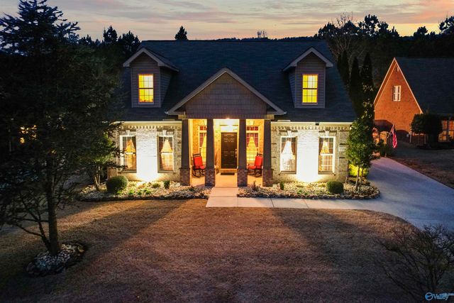 7106 Mossy Bank Trail, Owens Cross Roads, AL 35763